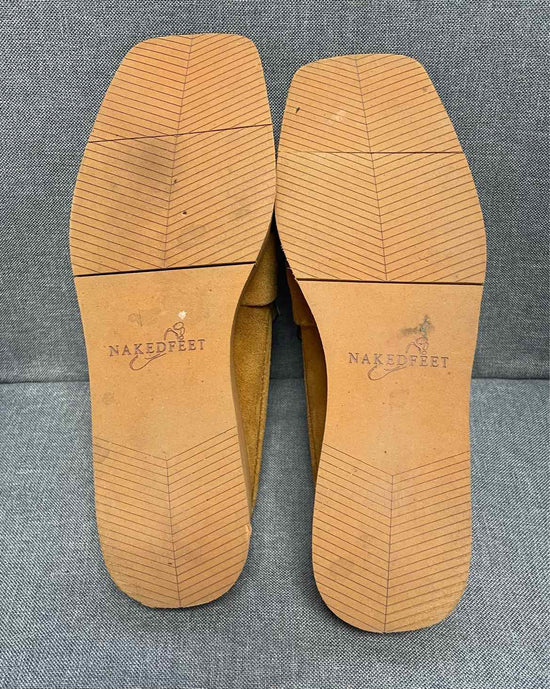 9.5 naked feet Loafers
