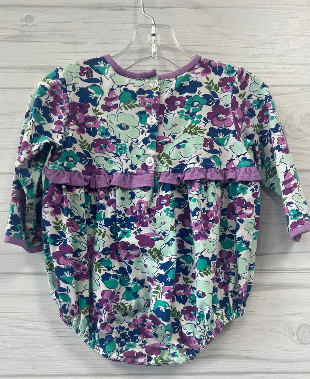 9m stitchy fish Onesy