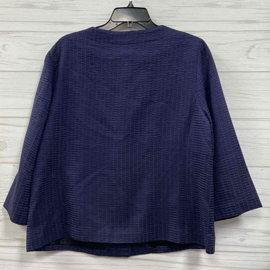 Size 2 Chicos Jacket