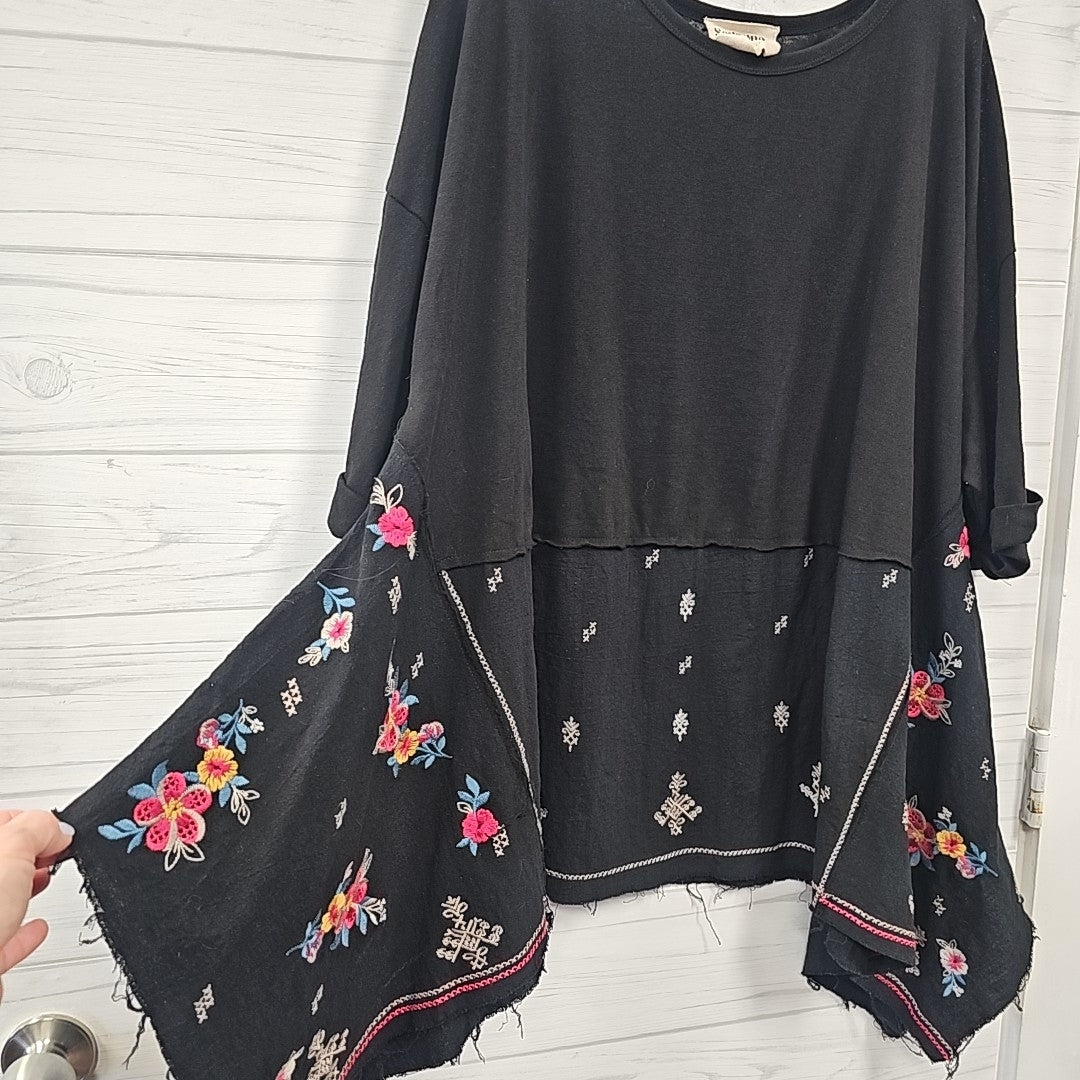 Size 1X Savanna Jane Shirt