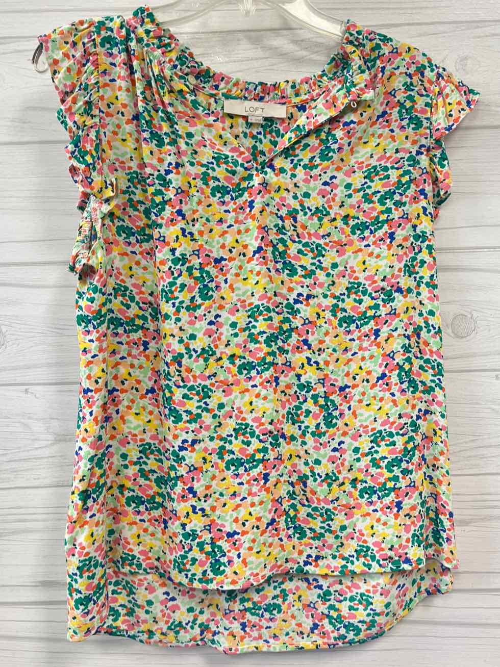 Size M Loft Shirt