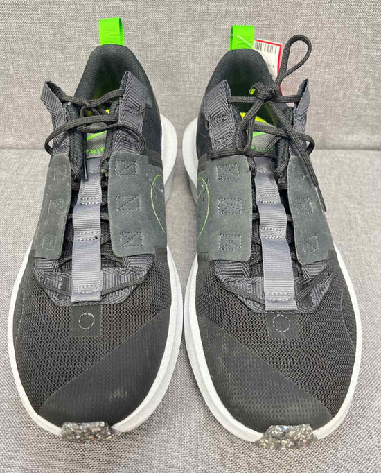 7 Nike Sneakers