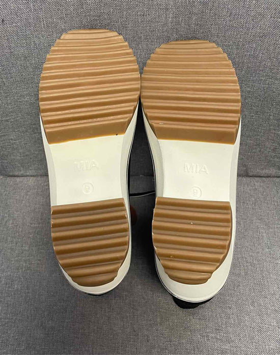 9 MIA Boots
