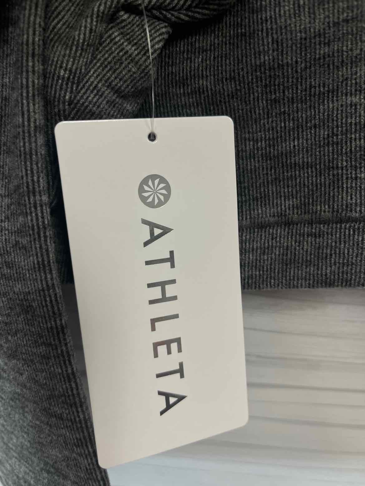 Size M Athleta Shirt