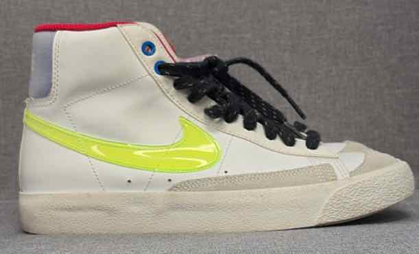 6.5 Nike Shoes/Boots