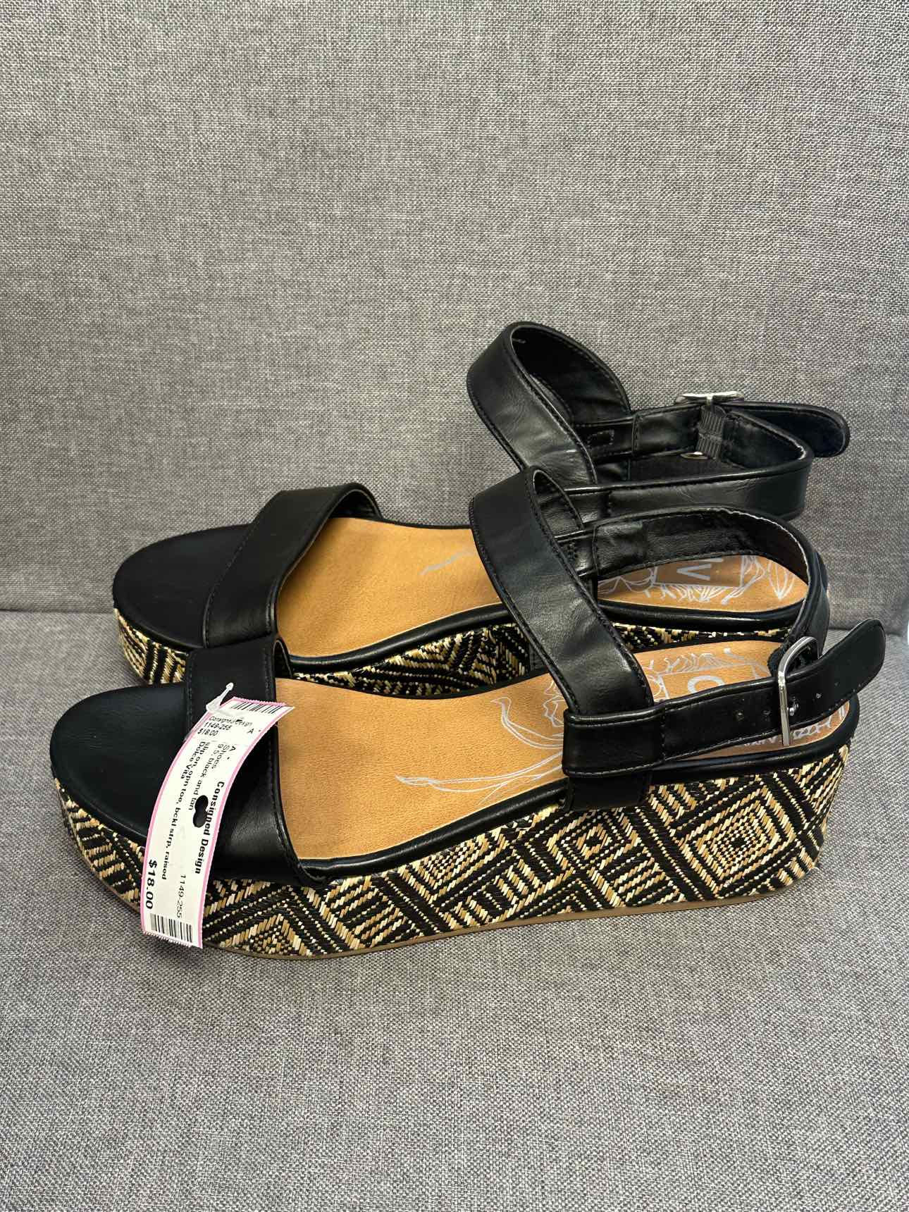 9.5 Dolce Vita Shoes