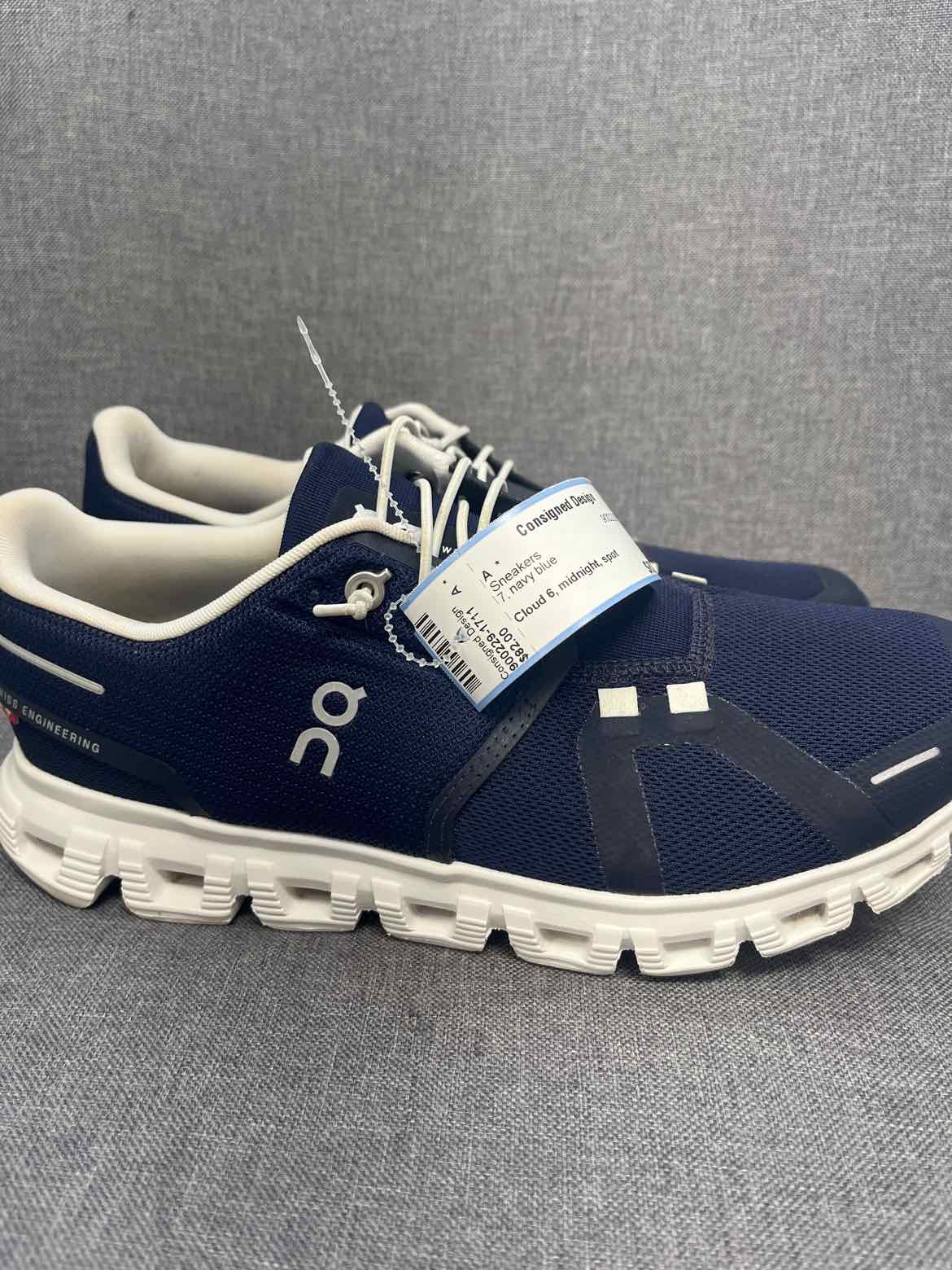 7 Sneakers