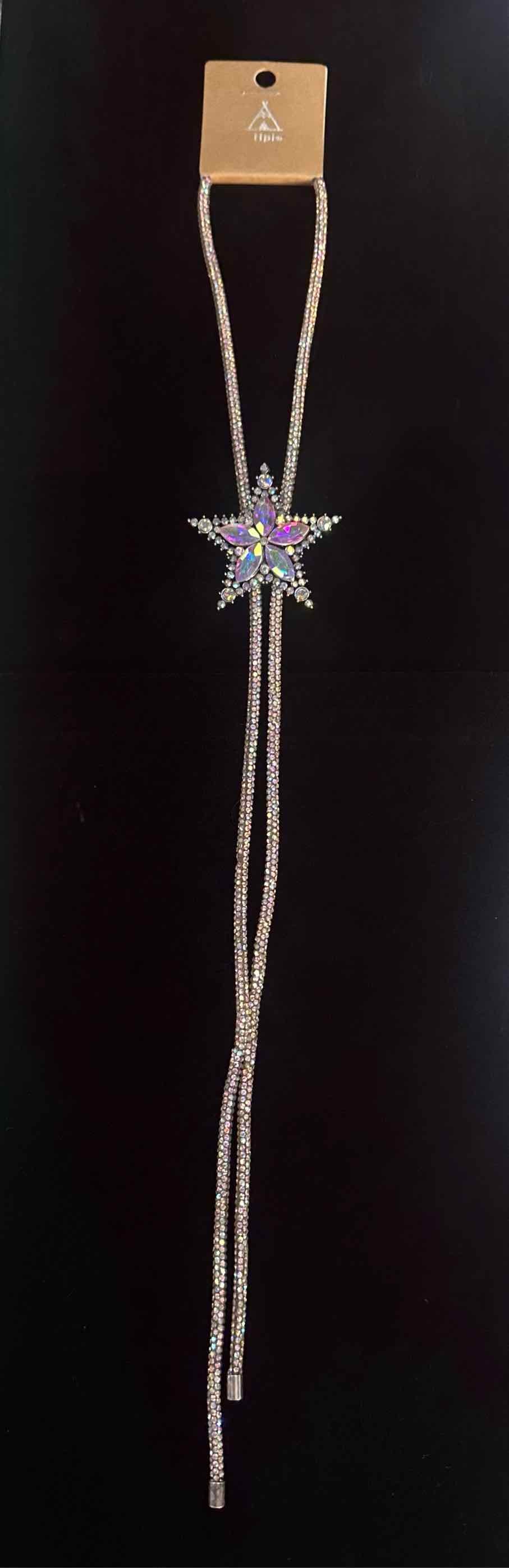 Atipi Necklace