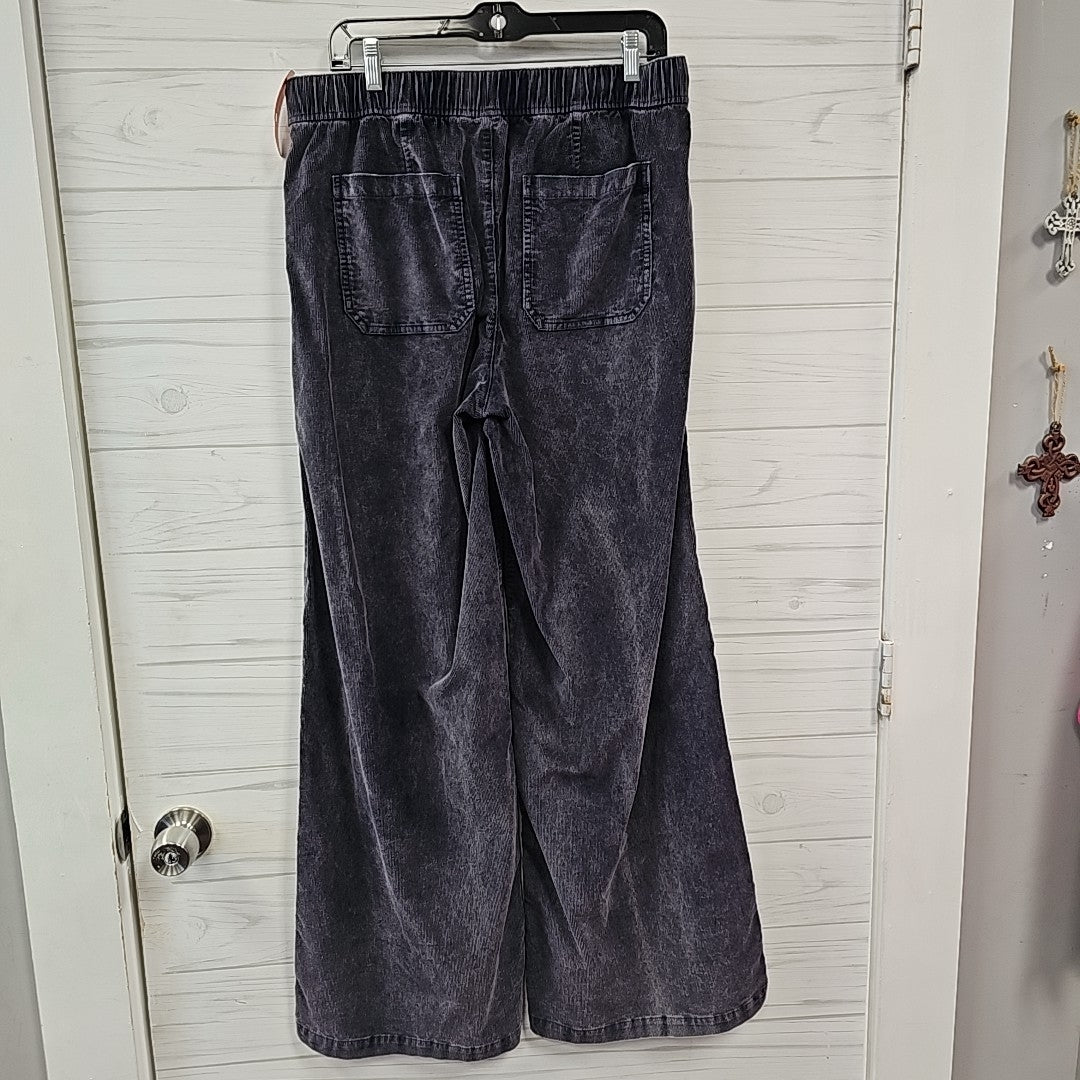 Size M Gap Pants