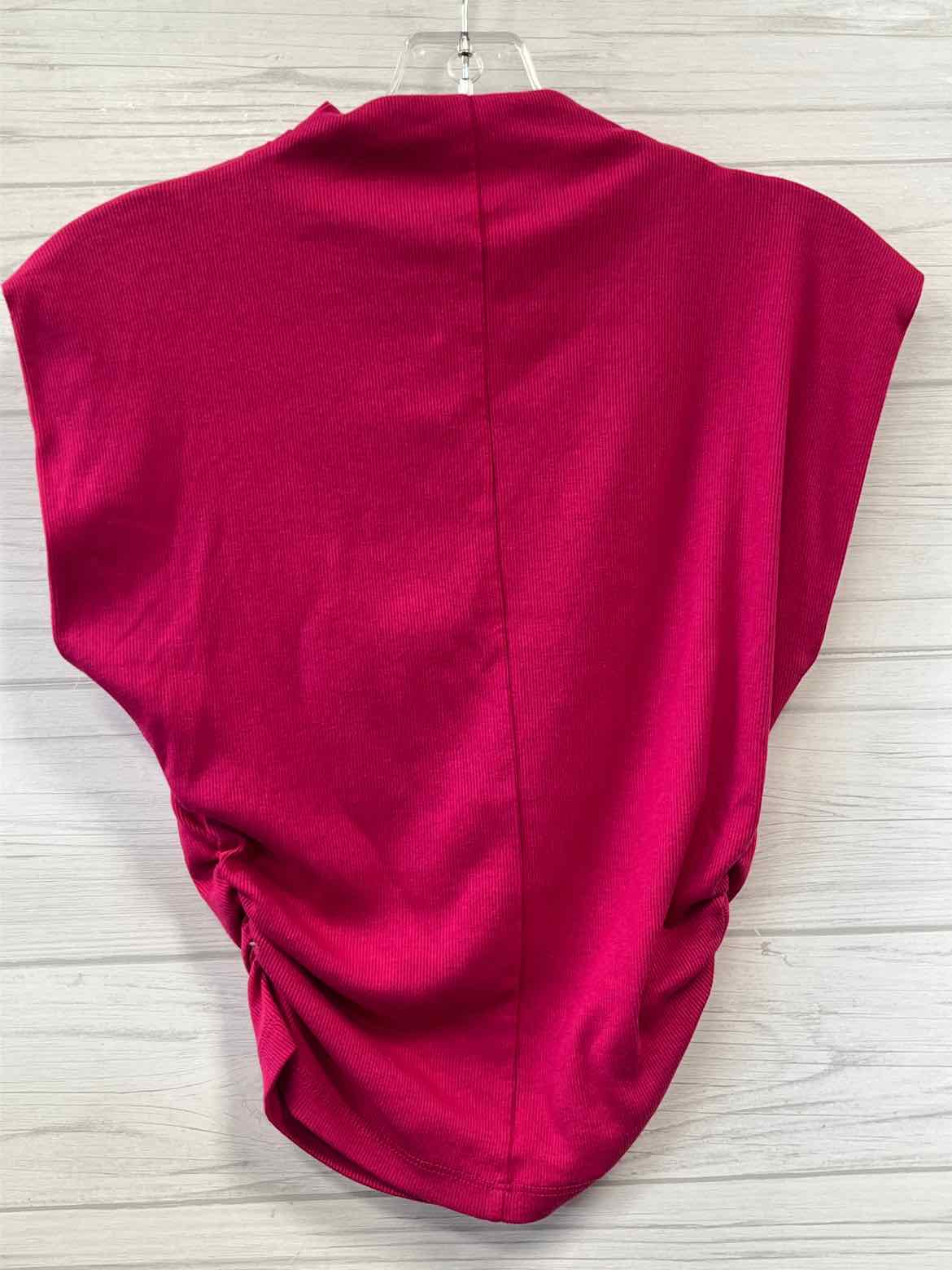 Size S Micheal Stars Shirt