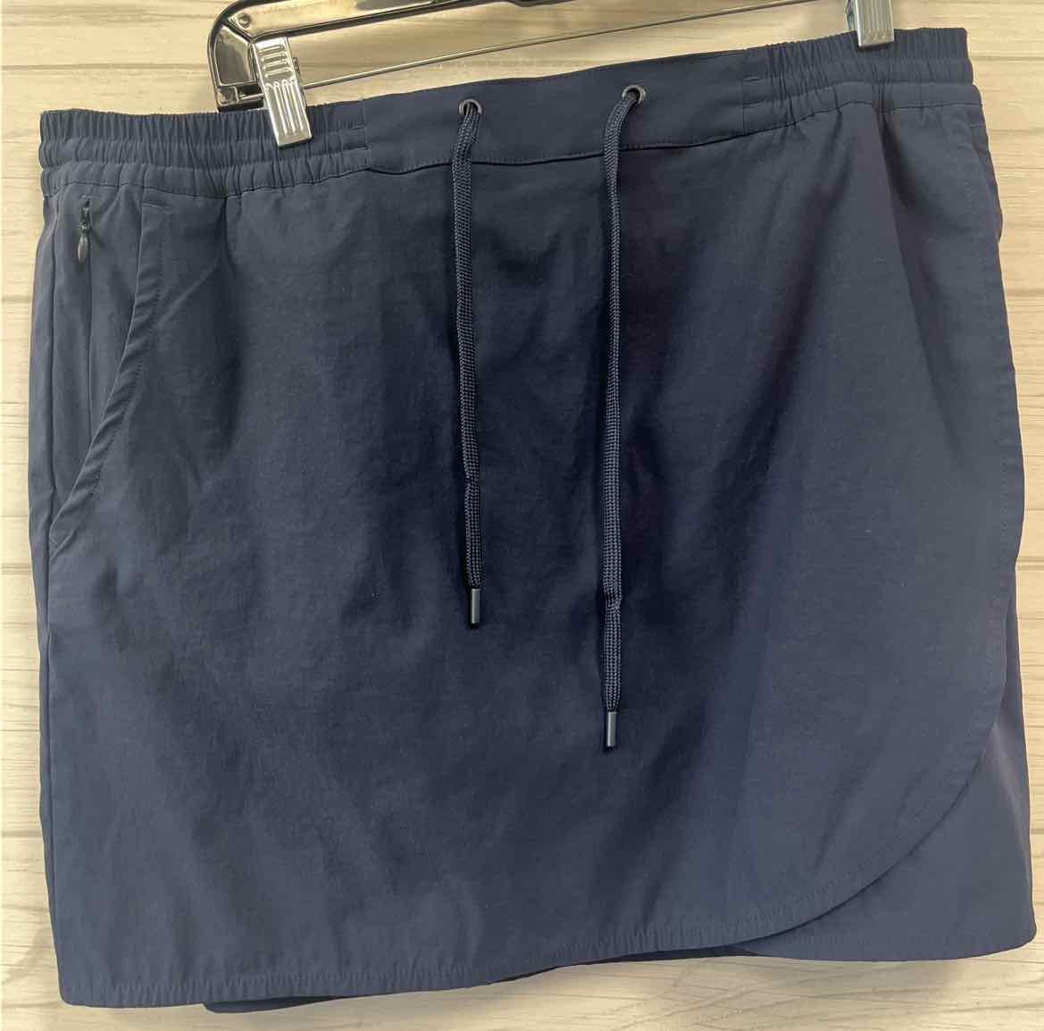 Size L Eddie Bauer Skirt