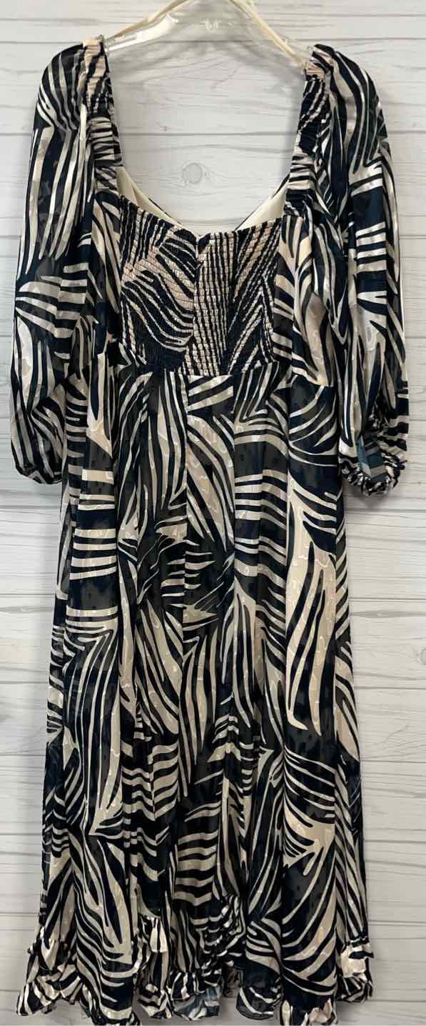 Size 2X hutch Dress