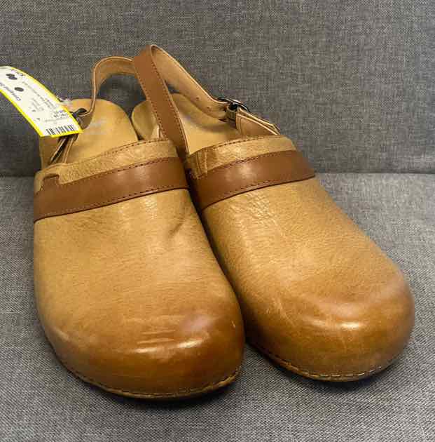 40 Dansko Shoes
