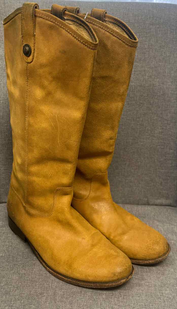 11 FRYE Boots