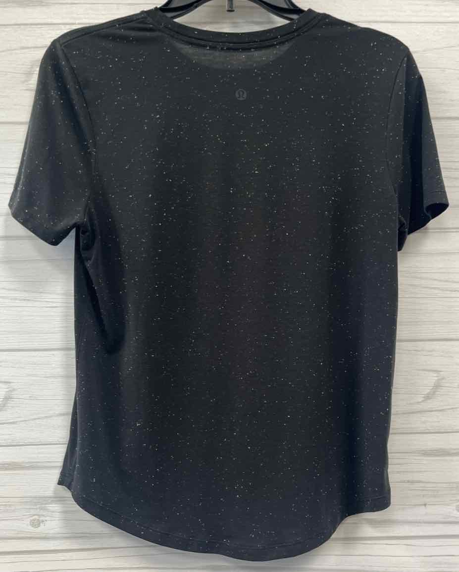 Size S/M Lululemon Shirt