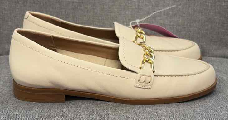 7.5 Naturalizer Shoes