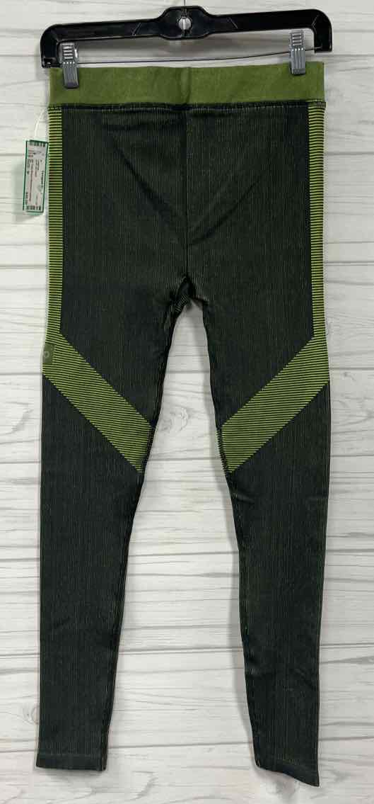 Size M alo Leggings