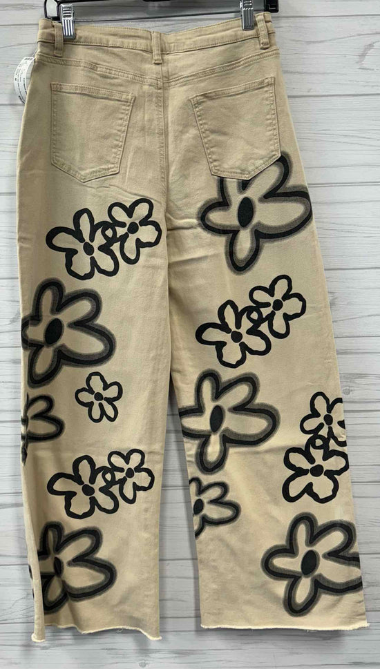 Size S easel Pants