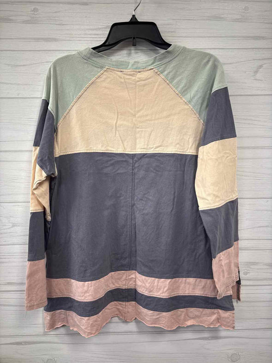 Size S easel Shirt