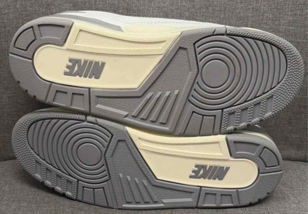11 Air Jordan Sneakers