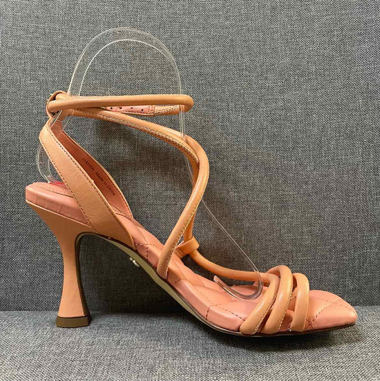 5.5 Sam Edelman Pumps