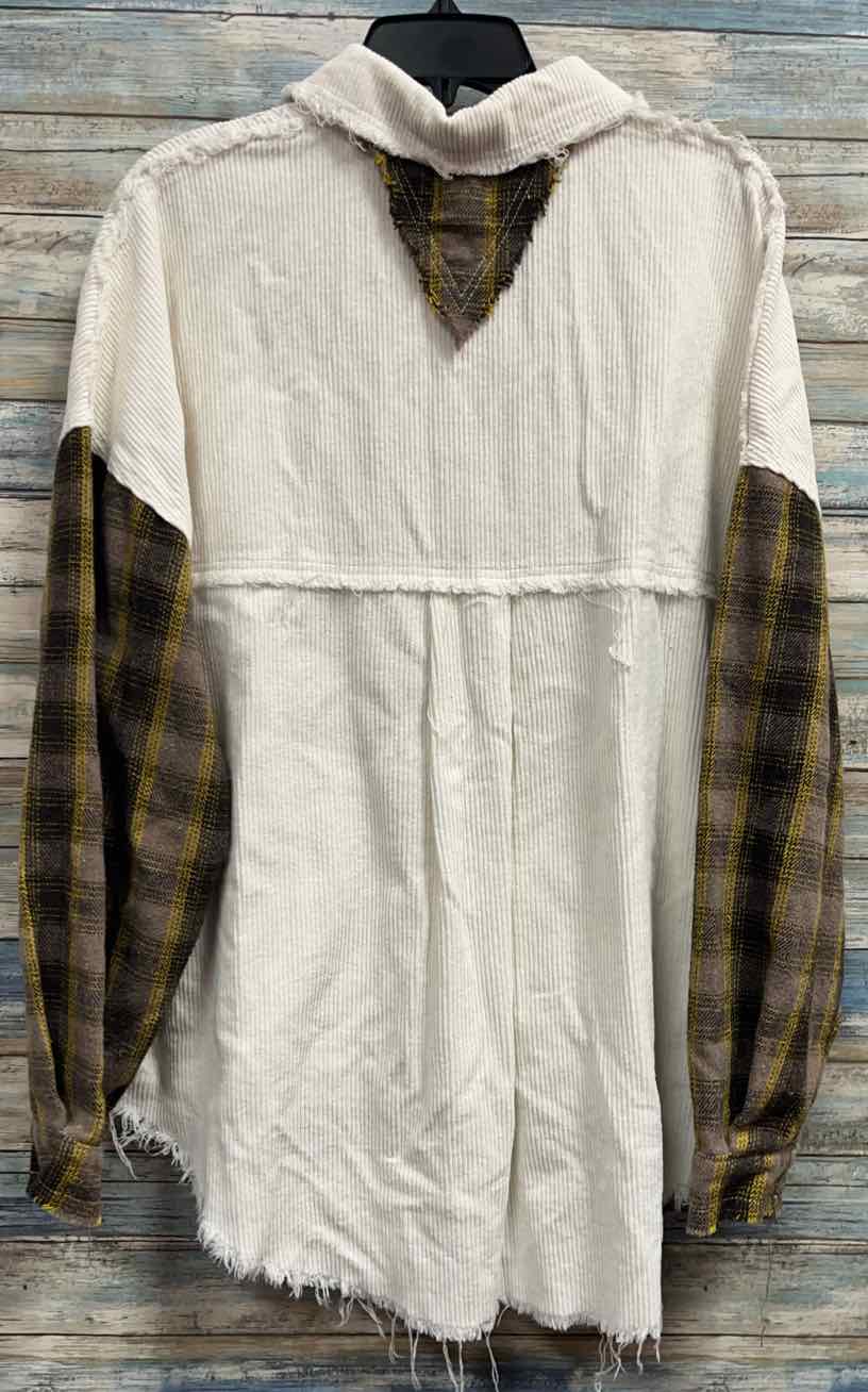 Size L pol Shirt