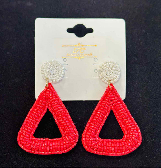 Le Centre De Monde Earrings
