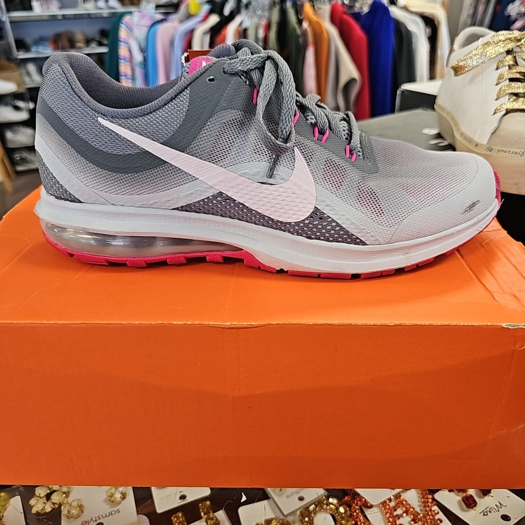 9 Nike Shoes