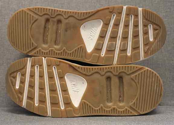 7 Nike Sneakers
