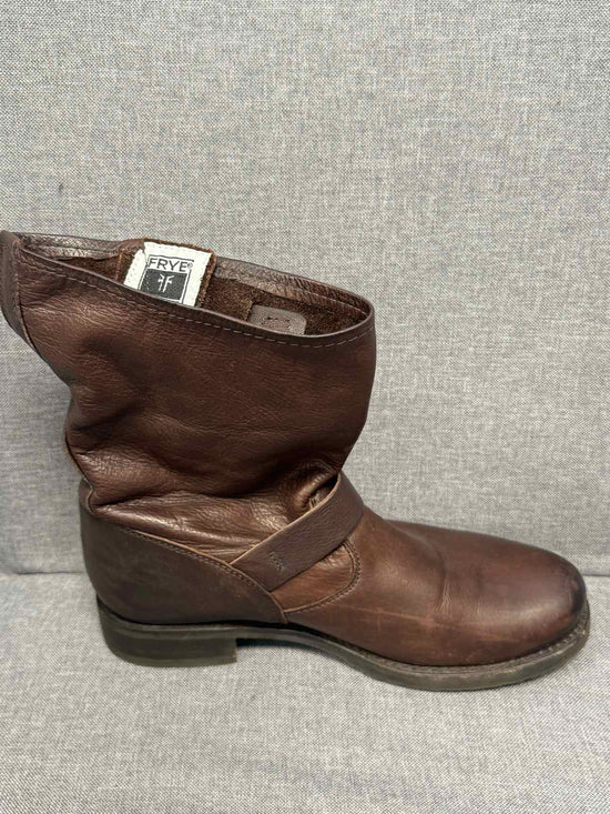 8 FRYE Boots