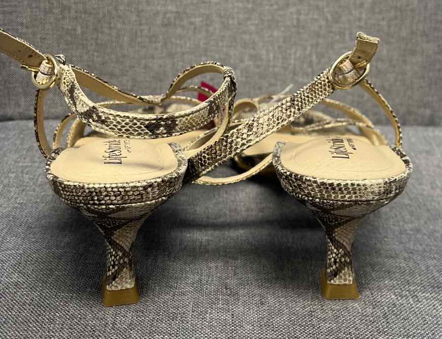 9 Life Stride Shoes