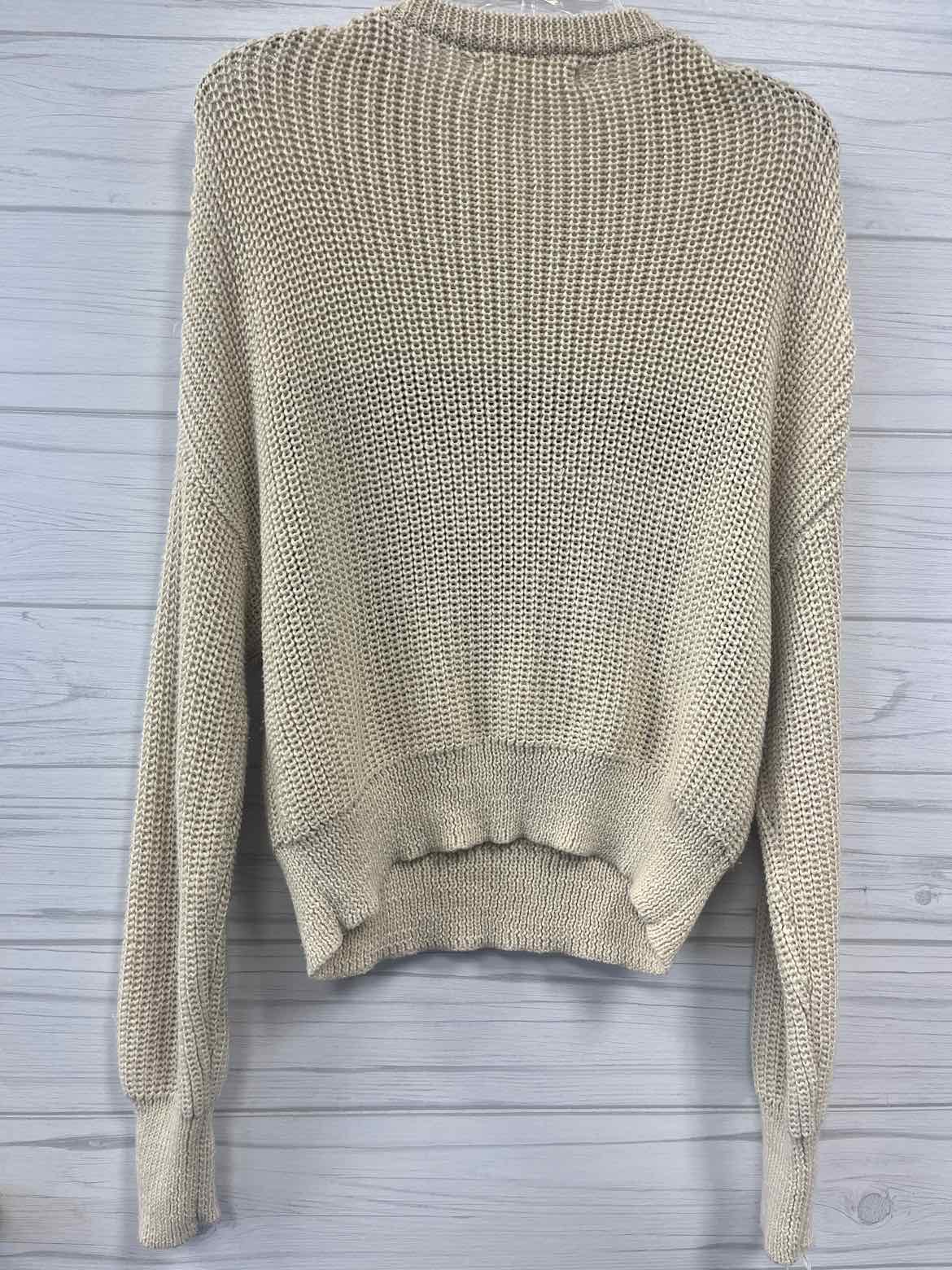 Size M elan Sweater