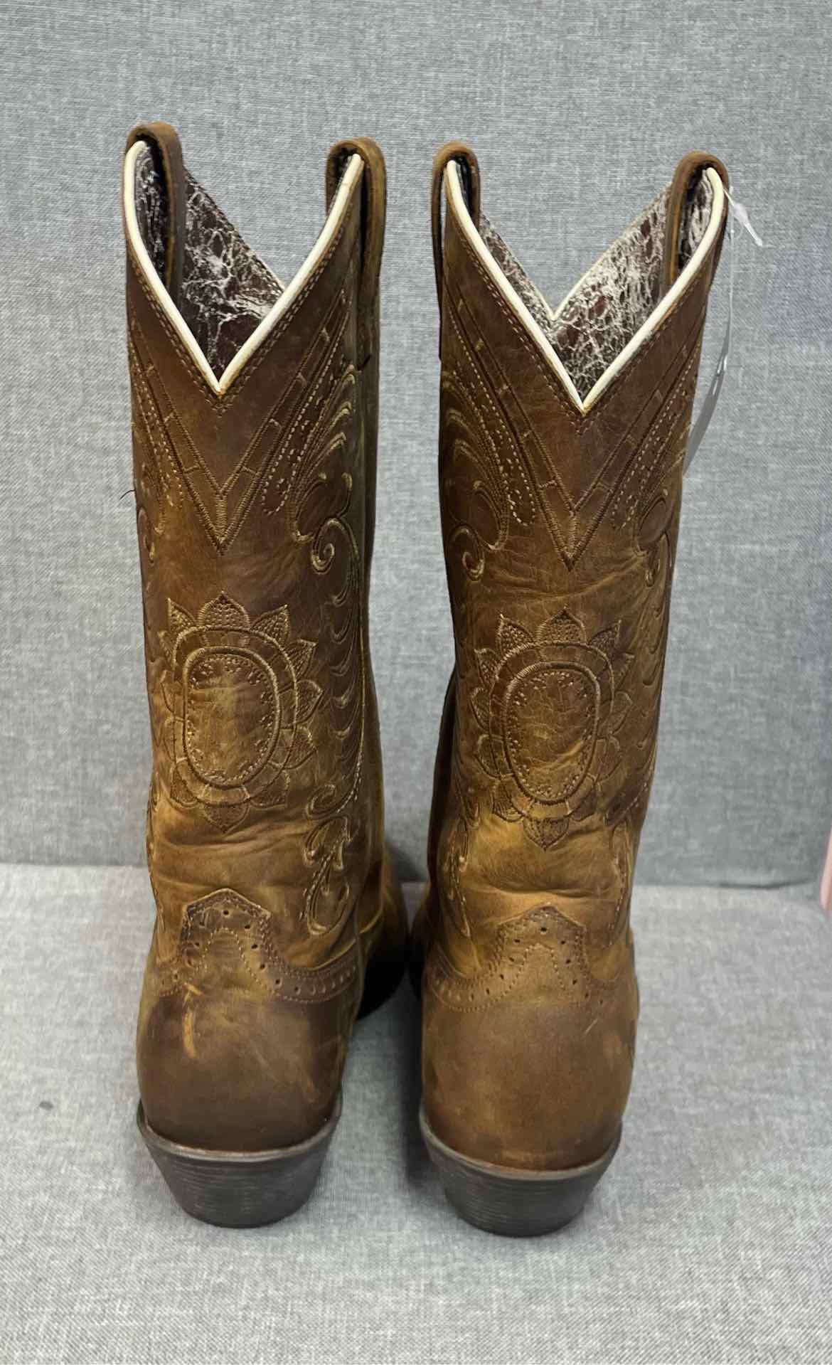 7.5 Ariat Boots