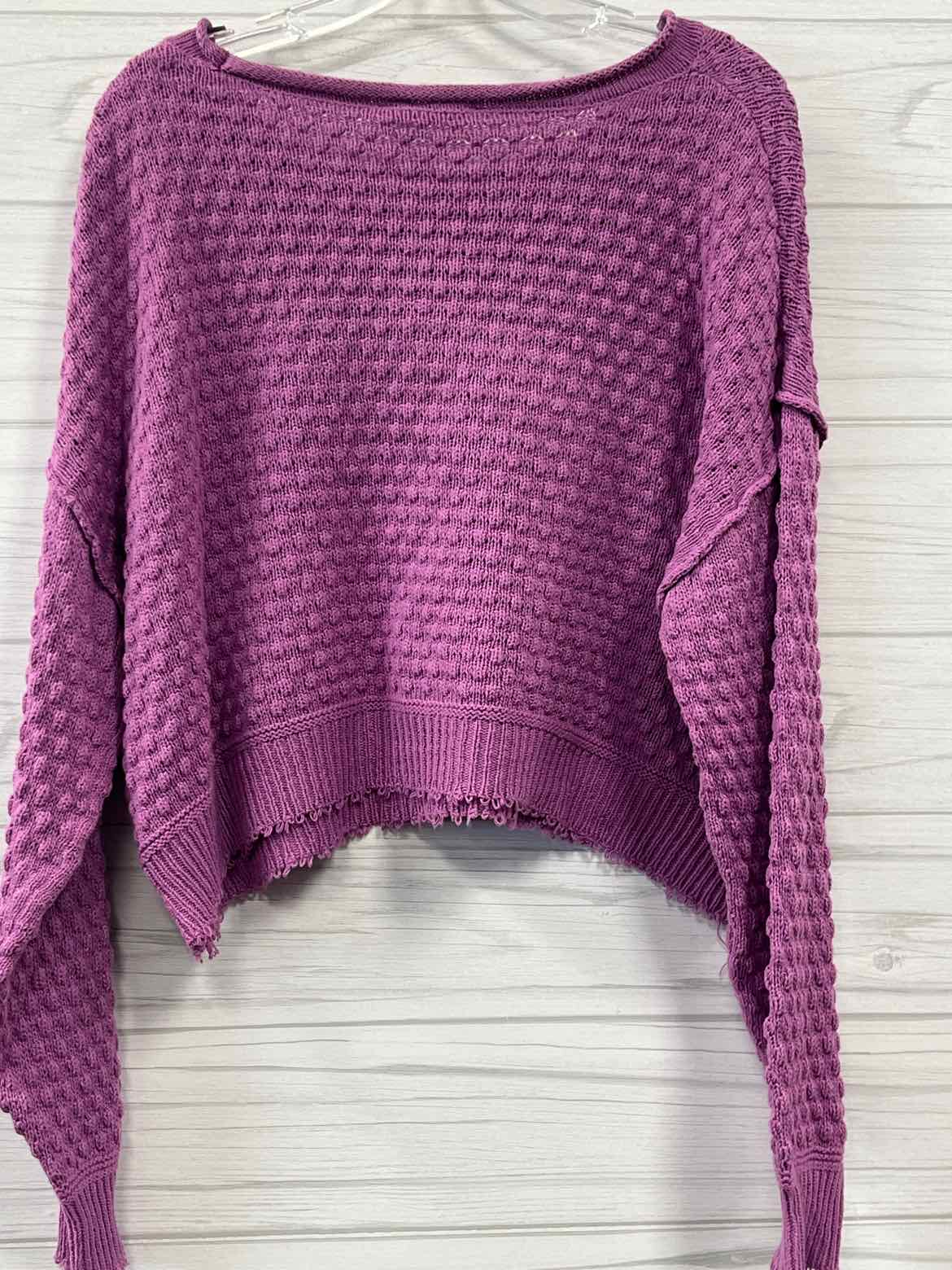 Size M Double Zero Sweater