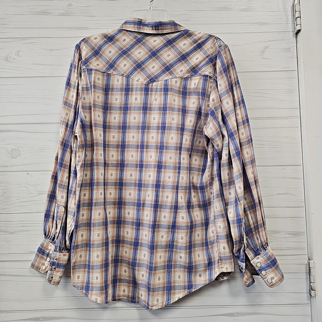 Size S Wrangler Shirt