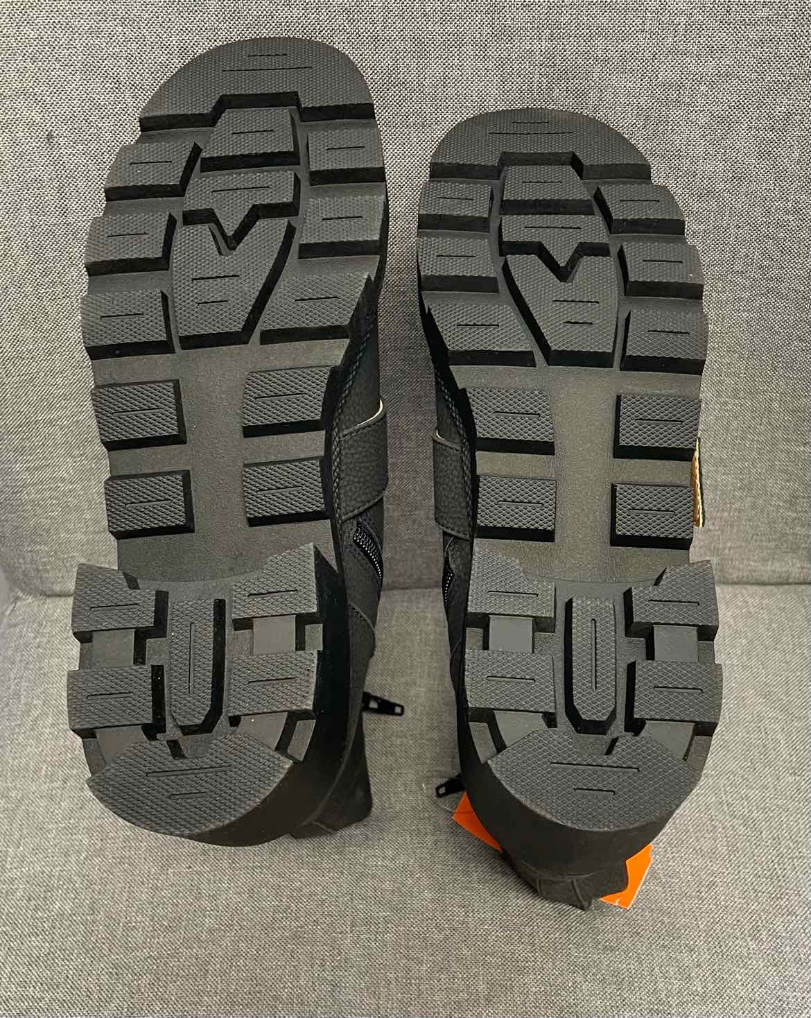 9.5 Yellow Box Boots