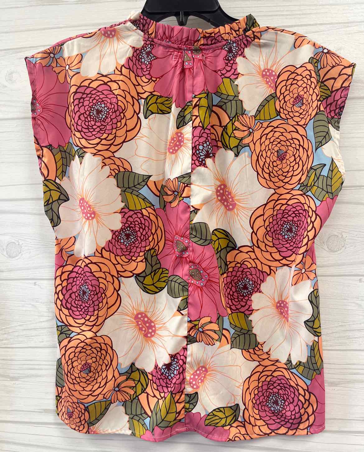 Size M THML Shirt