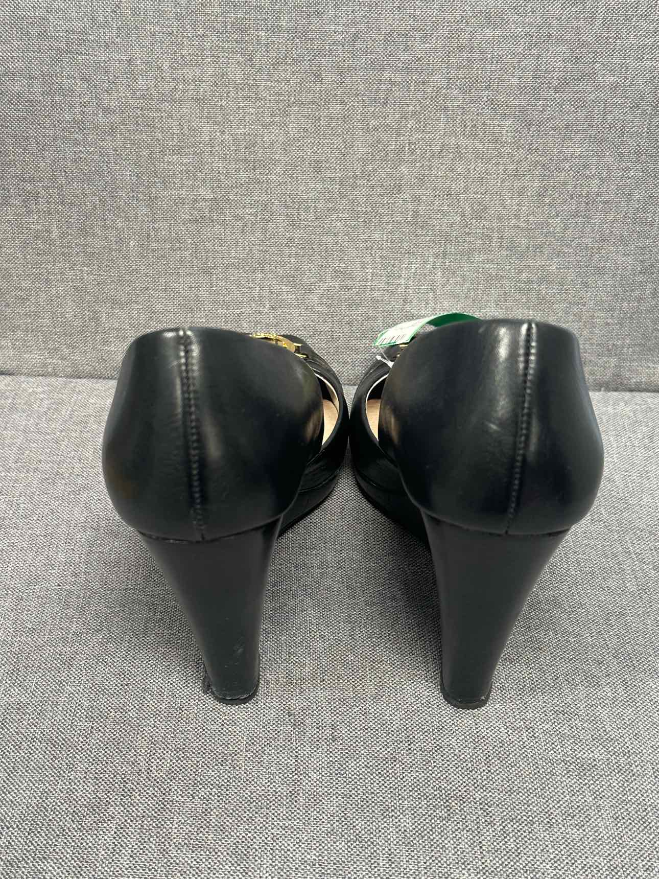 7.5 Micheal Kors Shoes