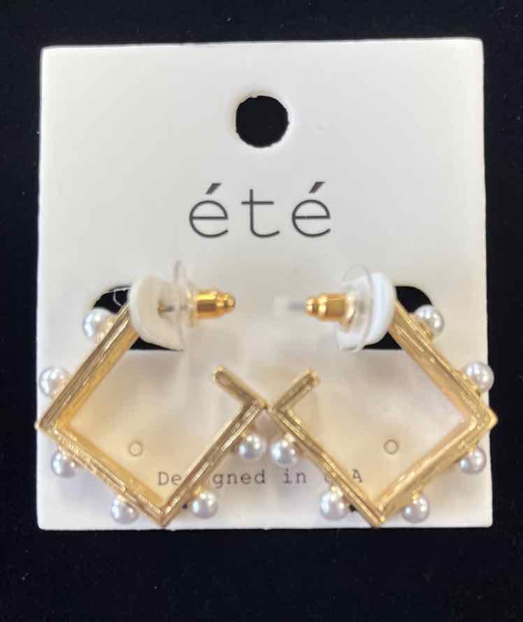 Ete Earrings