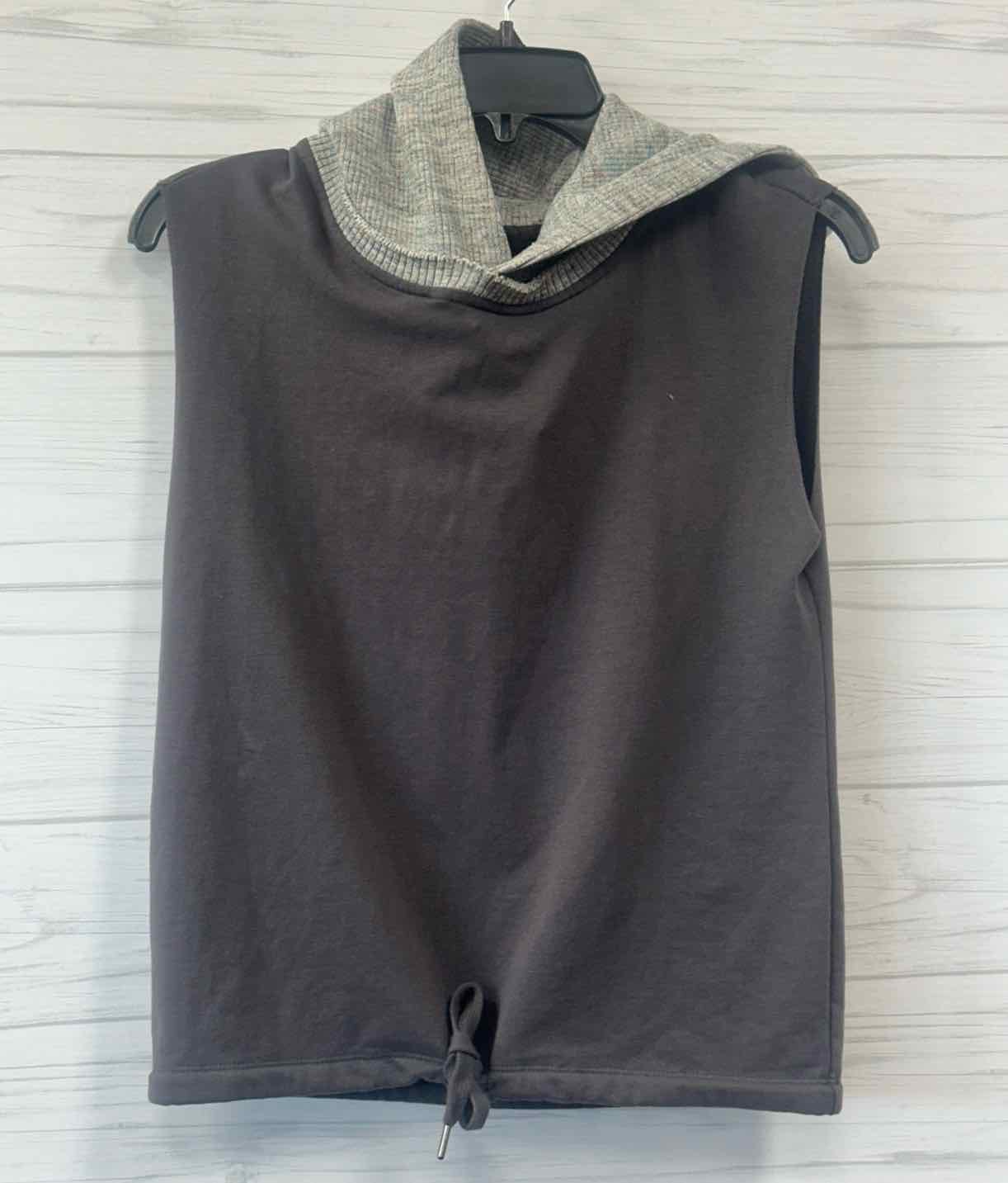 Size 0 Sundays Shirt