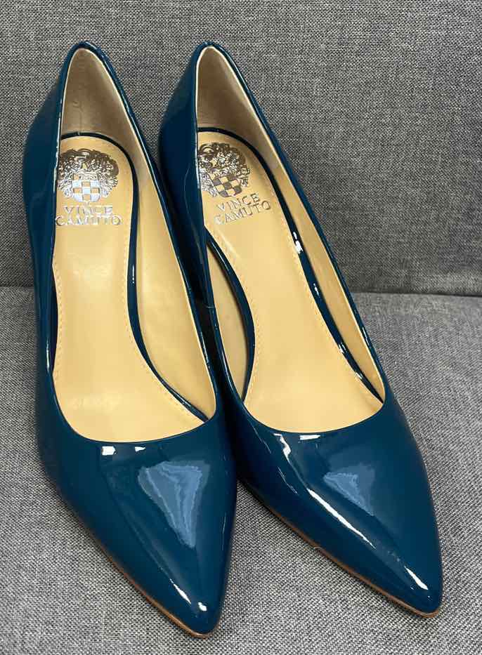 9 Vince Camuto Shoes