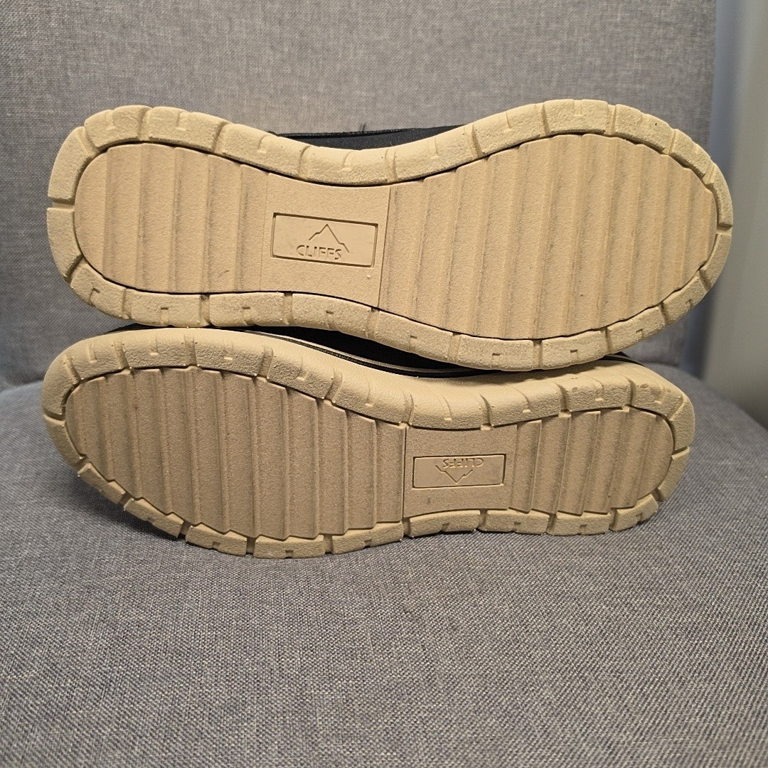 8 Cliffs Boots