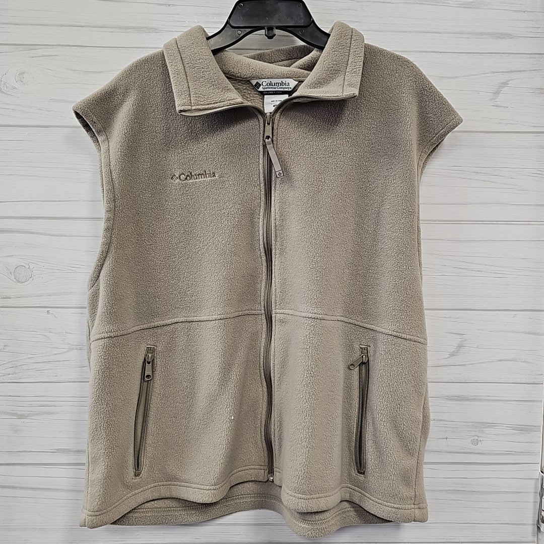 Size XL Columbia Vest