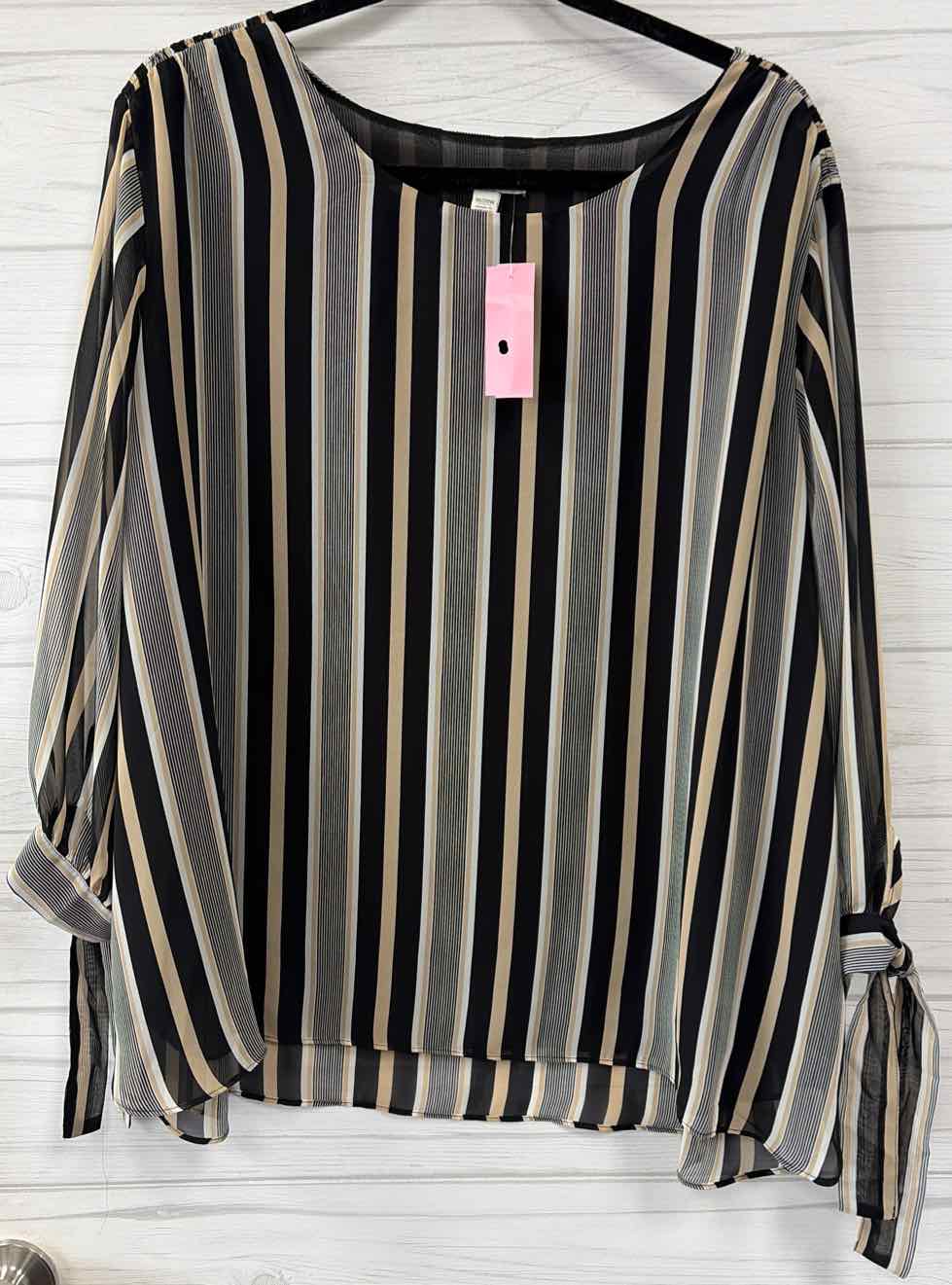 Size 18/20 Cato Shirt