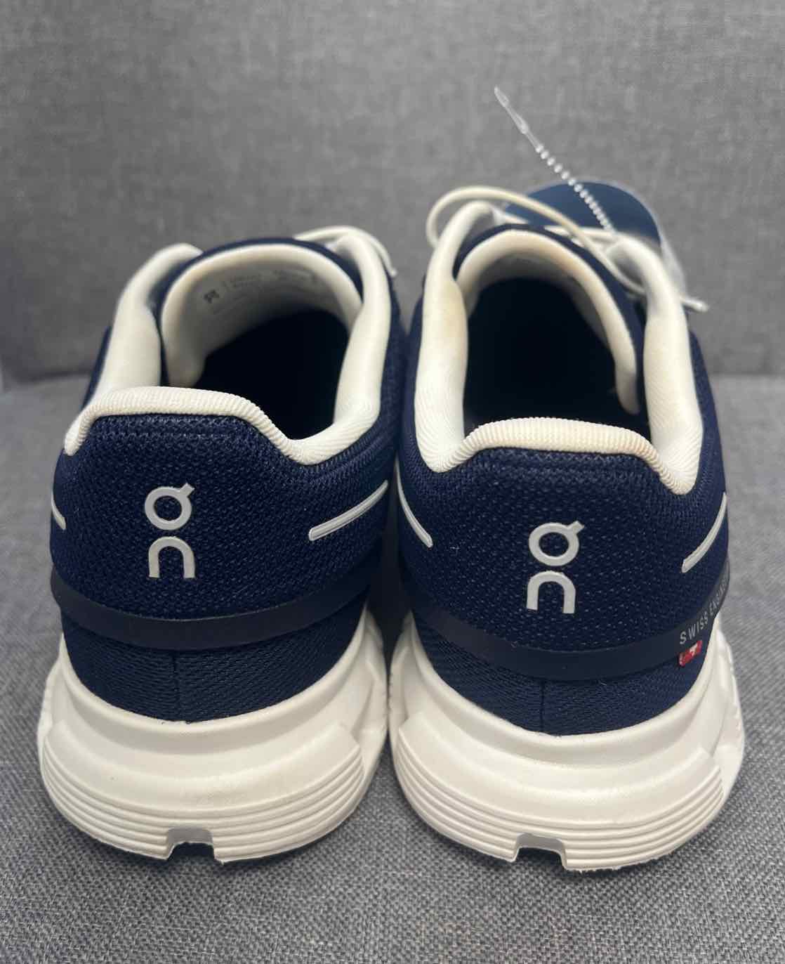7 Sneakers