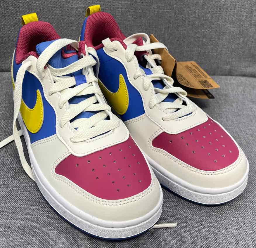 4 Nike Shoes/Boots