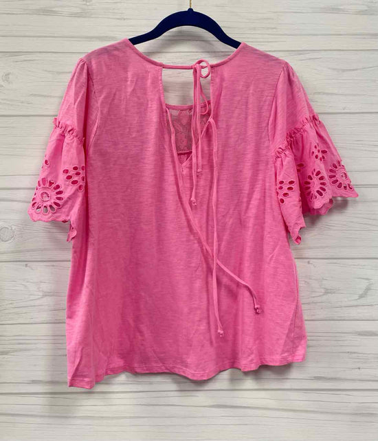 Size L thread & clover Shirt