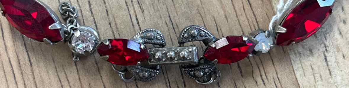 Sorelli Bracelet
