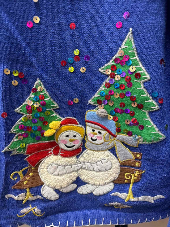 Size L Victoria Jones Sweater