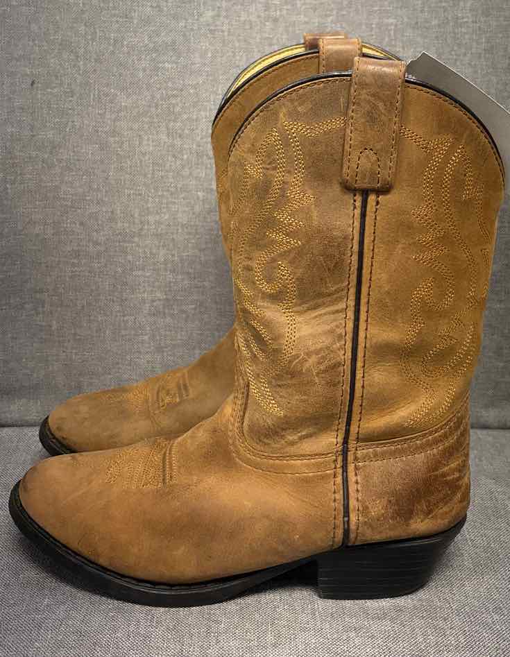 2.5 Smoky Shoes